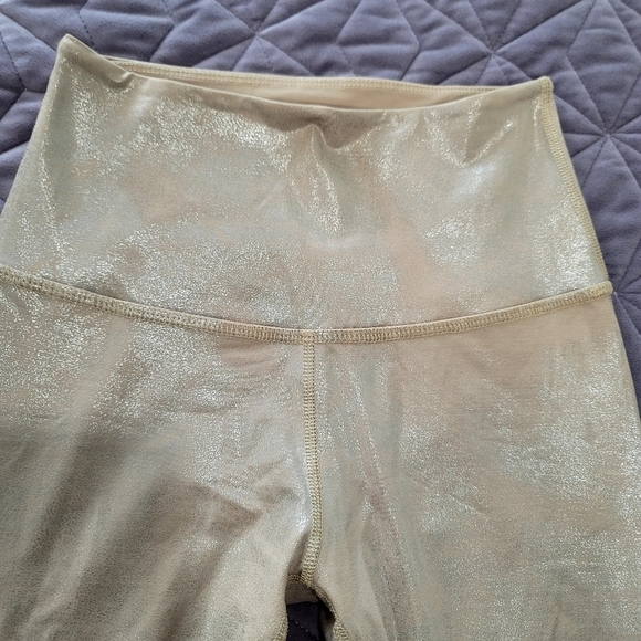 Beyond Yoga softshine leggings size small - Picture 7 of 17